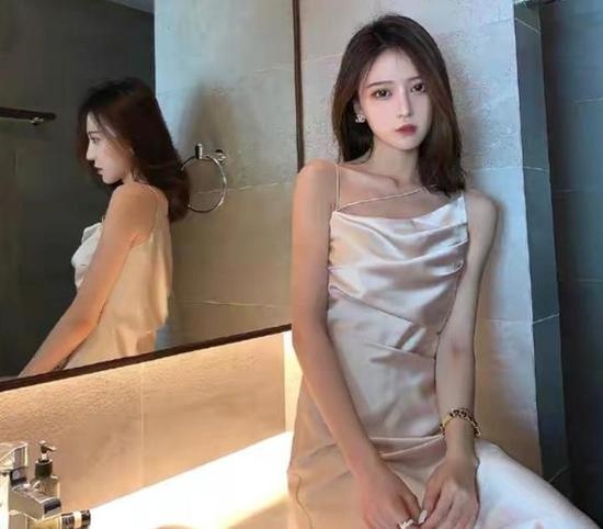 现实版女海王瞒着男友与富二代订婚王思聪称其为高端玩家
