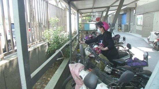 老人扫码充电咋就莫名被买悟空保险了