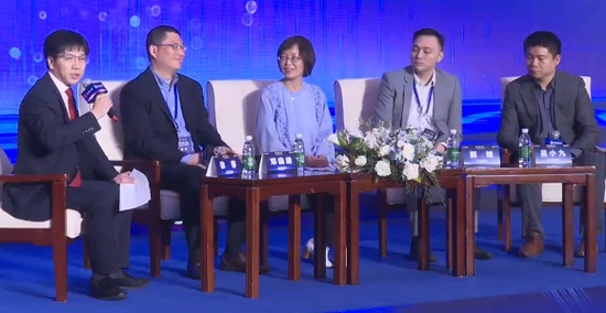 高毅邓晓峰景林蒋彤最新对话哪些小市值能长大是我们更关心的