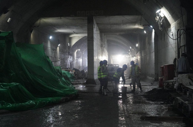首都机场线西延左线隧道贯通5号线换乘首都机场线只需1分钟